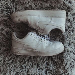☆White-Air Force 1s